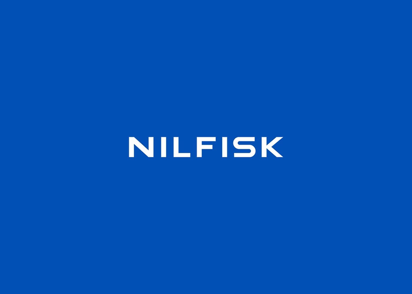 Nilfisk Multi II 30L T Nass Trockensauger mit Steckdose - Staubsauger für Werkstatt, Haus, Garten und Auto (1400 W)