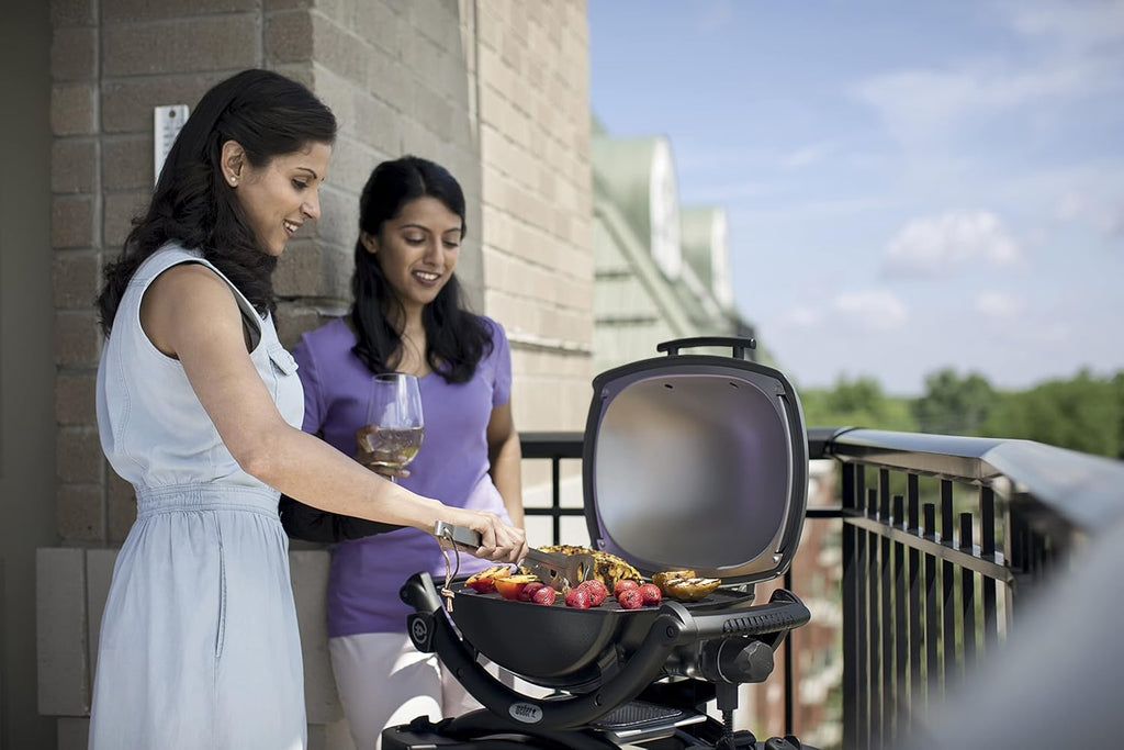 Weber Q 1400 Elektrogrill | Tragbarer Stadtgrill, Gusseisenrost, Schnellheizelement, 43 x 32 cm Grillfläche, Abnehmbare Auffangschale, 1,8 m Netzkabel