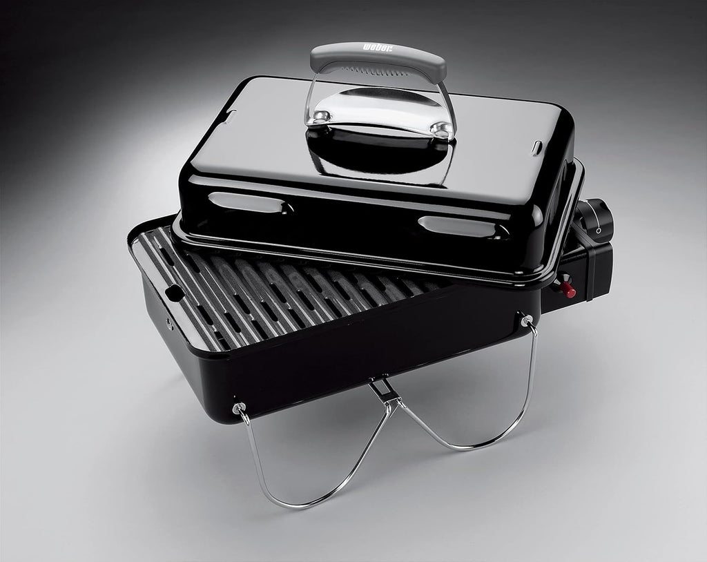Weber Go-Anywhere Gasgrill | Grill mit klappbaren Beinen, Zündknopf, Robuste Emaille, leicht, kompakter Campinggrill, 42 x 26 cm Grillfläche, Schwarz