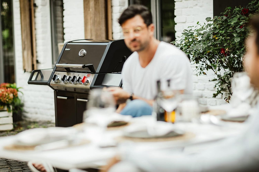 Enders® Gasgrill MONROE PRO 4 SIK TURBO, 4-Edelstahlbrenner, Seitenkocher, Infrarot-Backburner, Sichtfenster, HEAT RANGE™, SWITCH GRID™, 800 °C TURBO ZONE™, SIMPLE CLEAN™, #8378