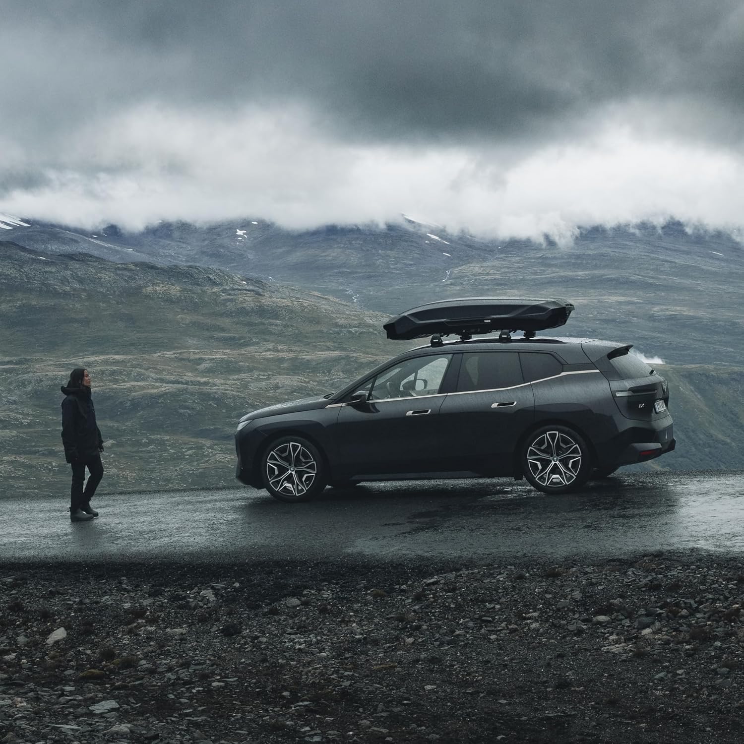 Thule Motion 3 XL Titanium Glossy