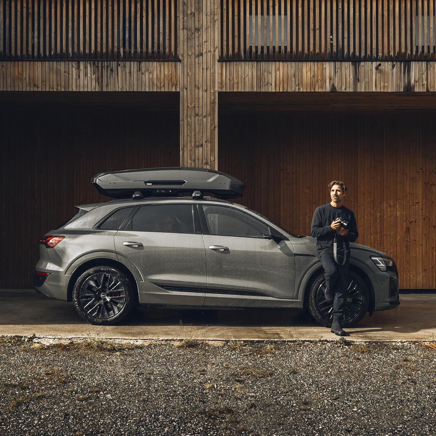 Thule Motion 3 XL Titanium Glossy
